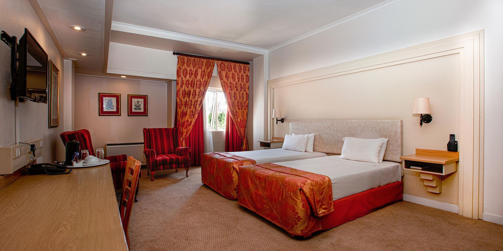 Apollo Hotel 3*